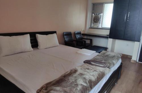 Shahdol Hotel | Adharshila hotel & Dormitory