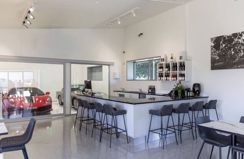 Lovedale Apartment | Adina Vineyard