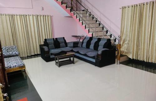 Neyyattinkara House | Adis