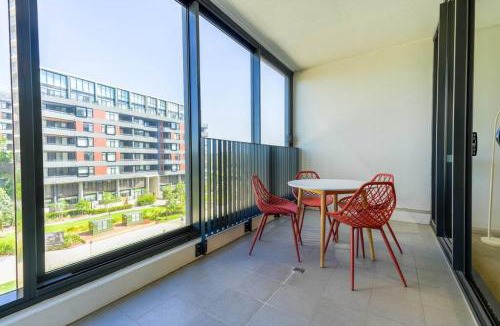 Wentworth Point Apartment | Adorable One Bedroom APT in heart of WWP