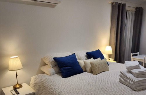 Molendinar House | Adorable studio in a peaceful area of Gold Coast