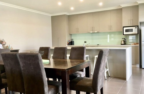Waterhouse Villa | Adore 6 Villa centrally located Villa