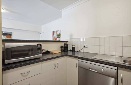 Northbridge Apartment | Affordable Apt in Northbridge with Pool