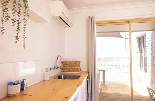 Tarcoola Beach Hotel | African Reef Beach Resort