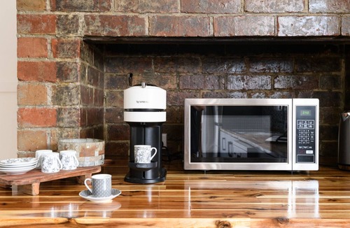 Daylesford House | Agapi Daylesford ~ Charming 1950's Cottage