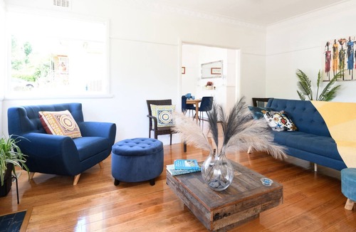 Daylesford House | Agapi Daylesford ~ Charming 1950's Cottage