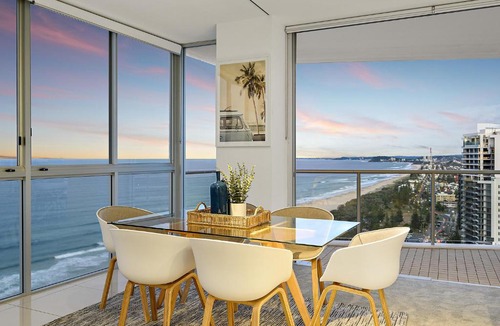 Broadbeach Apartment | Air On Broadbeach