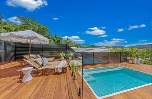 Jubilee Pocket House | Airlie Abode