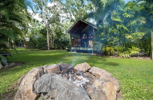Woodwark Cabin | Airlie Beach Eco Cabins - Adults only