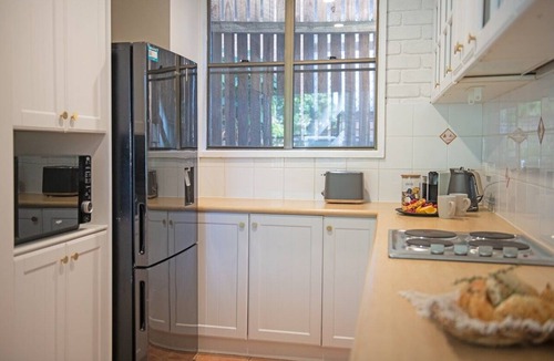 Airlie Beach House | Airlie Beach main street 2 minute walk
