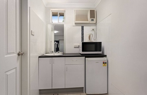 Taree Hotel | Alabaster Motor Inn Taree
