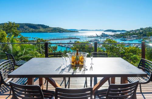 Hamilton Island House | Alang Alang on Hamilton Island by HIHA