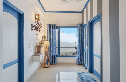 Kumarhatti Villa | Alaya Stays Cloudcatcher 4 BHK Villa