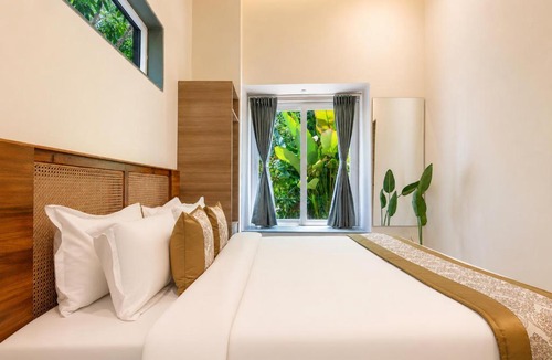 Karjat Hotel | Alaya Stays The Crescent Palm