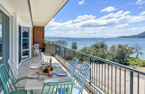 Nelson Bay Apartment | Albacore 7 Waterfront Unit