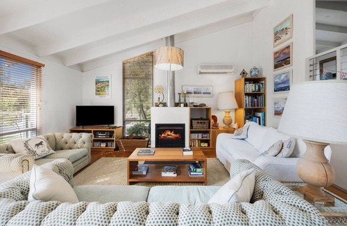 Lorne House | Albert