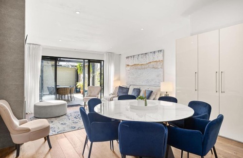 Albert Park House | Albertine House