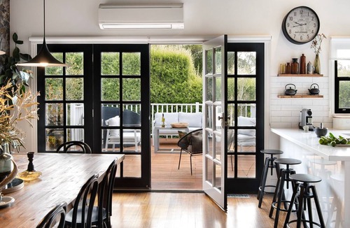 Hepburn Springs House | Alchemy House- 3 bed, firepalce with fanastic views
