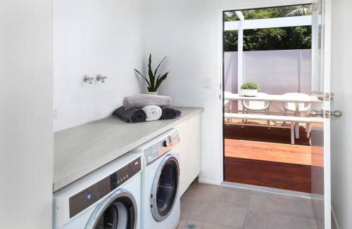 Alexandra Headland House | Alex Heads Beach Haven
