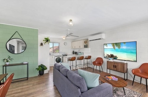 Alexandra Headland Apartment | Alex Heads Beachside Escape