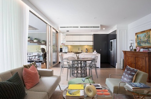 Camperdown Apartment | Alexandra Breeze, Camperdown