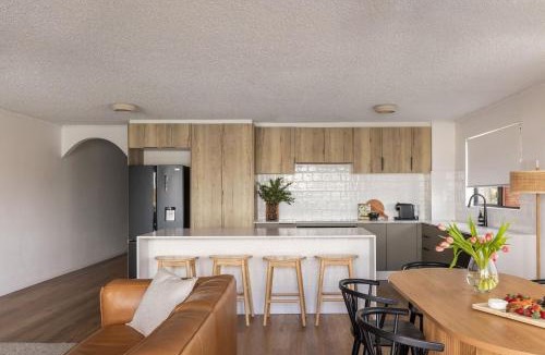 Tweed Heads Apartment | Ali's Waterfront Escape - Relaxing Getaway, Near Kirra Beach