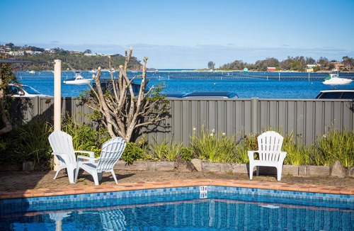 Merimbula Apartment | All decked out at Penguin Mews Unit 9 - 3+ nights