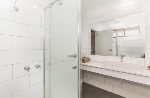White Hills Hotel | Allara Motor Lodge