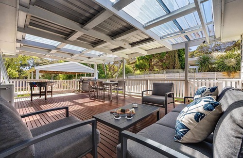 Rye House | Allure Beach House, Rye - Tranquil retreat with heated outdoor spa, close to beach