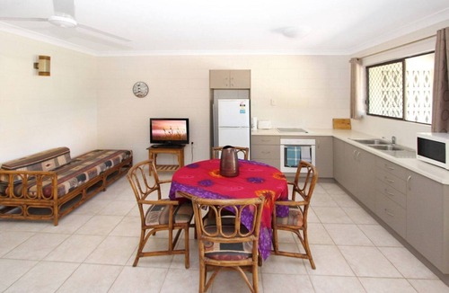 Arcadia Apartment | Alma Bay Holiday Unit 3