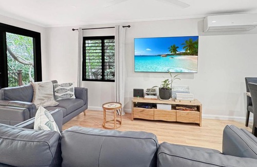 Arcadia House | Alma Rocks