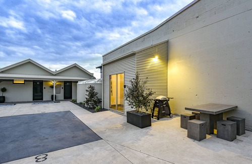 Mount Gambier Apartment | Aloha Central Premium Studios