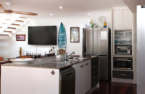 Moffat Beach House | Aloha from Moffat Beach
