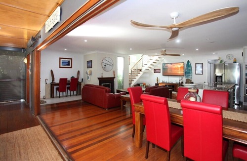 Moffat Beach House | Aloha from Moffat Beach