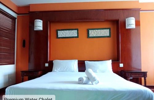 Taman Tanjung Ski Chalet | Alpine LXPD Premium Water Chalet