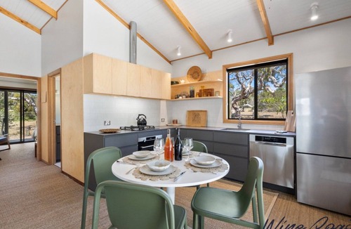 Silver Sands Apartment | Alula Cottage by Wine Coast Holidays