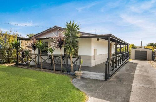Cape Woolamai House | Alumuna in Cape Woolamai