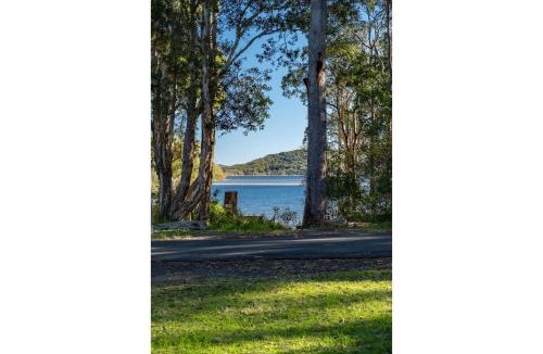 Smiths Lake House | Amaroo Sunset Lodge