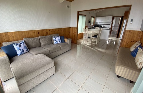 Smiths Beach House | Amazing beach and water views just a short walk from Smiths Beach and YCW Beach.