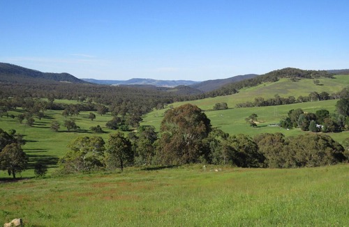 Meadow Flat Cottage | Amazing views. Centrally located between Bathurst, Lithgow and Oberon