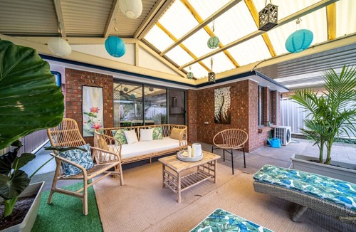 Seacombe Gardens House | Amazon at Seacombe Gardens—Vibrant Family Oasis