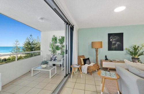Burleigh Heads Apartment | Ambassador Beachfront Apartments - Hosted by Burleigh Letting