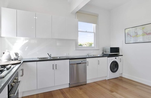 Hobart Central Business District House | Amberley - circa 1880's luxury Ideal larger groups 5 b’rooms sleeps 9