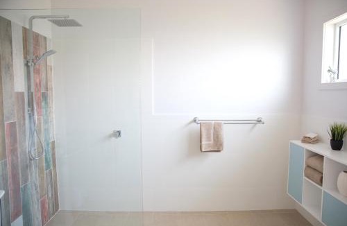 Narooma Hotel | Amooran Oceanside Apartments and Motel