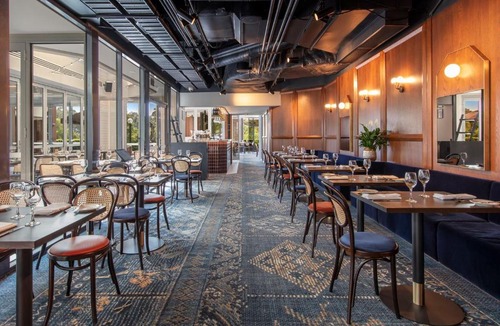 Richmond Hotel | Amora Herencia Riverwalk Melbourne
