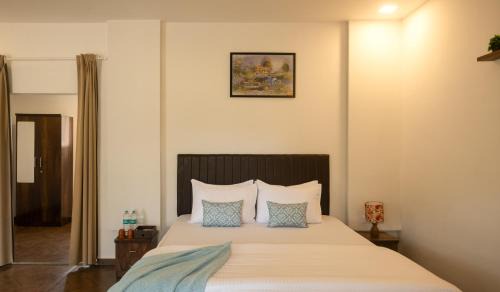 Karjat House | Amra Woods