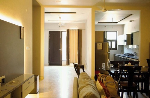 Mohali Apartment | Amur Stays 2: 3 Bedroom Independent Floor Mohali