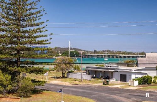 Tuncurry Apartment | Anchorage 10