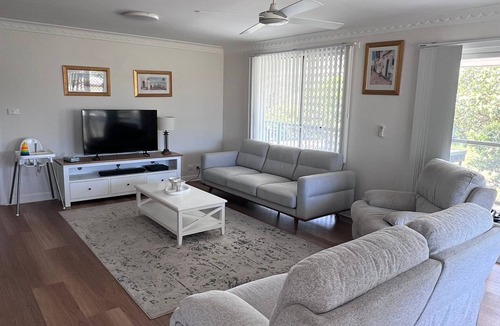 Anna Bay House | Anna Bay Beachside Getaway