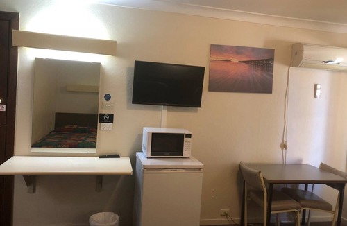 Glen Innes Hotel | Anna Bella Motel